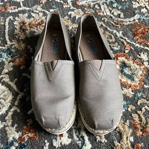 Gray Skechers Bobs Size 8 Womens